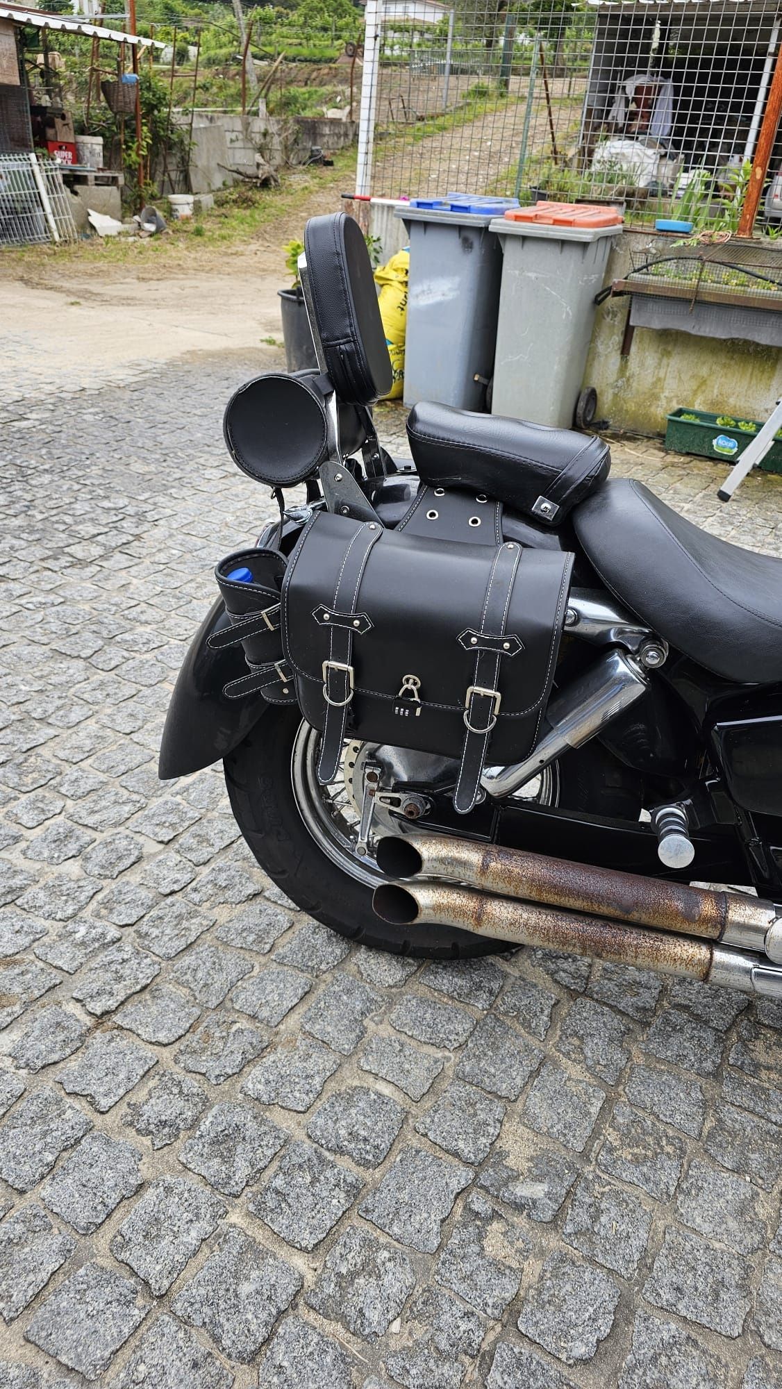 Honda Shadow vt750