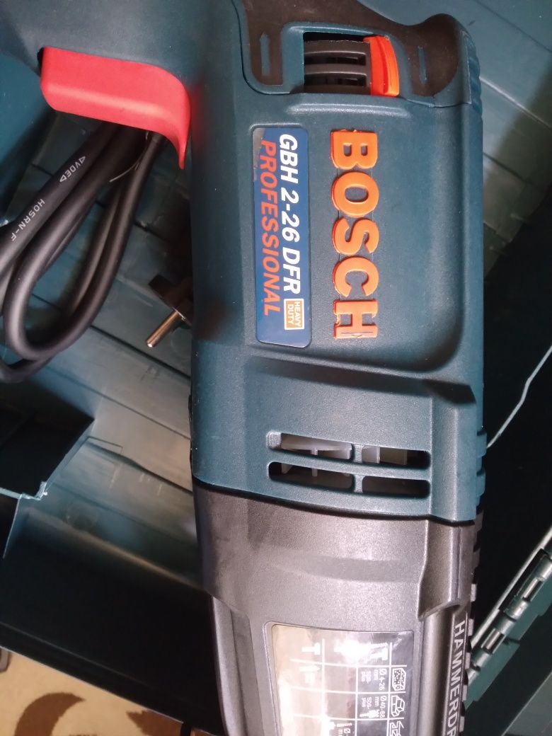 Електро інструмент фірми bosch gbn 2 - 26 dfr