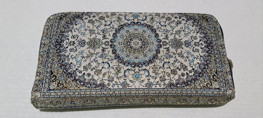 Carteira Senhora. Nova