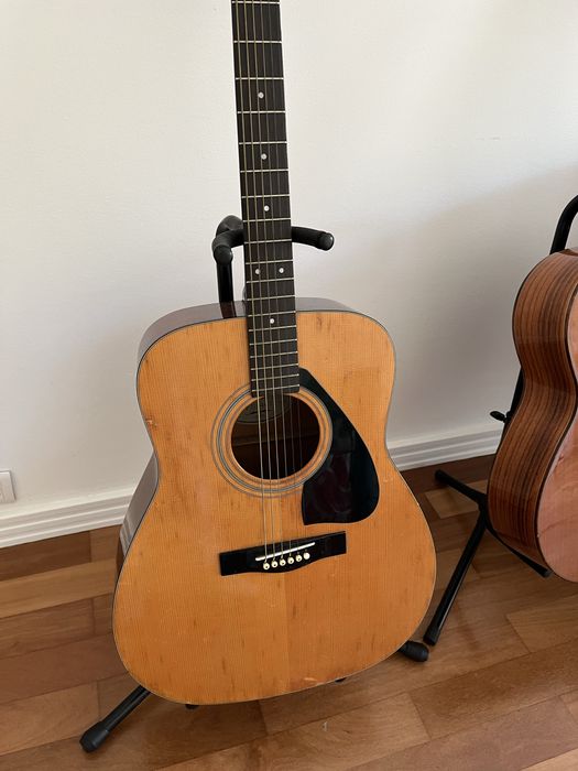 Guitarra Yamaha SemiAcustica