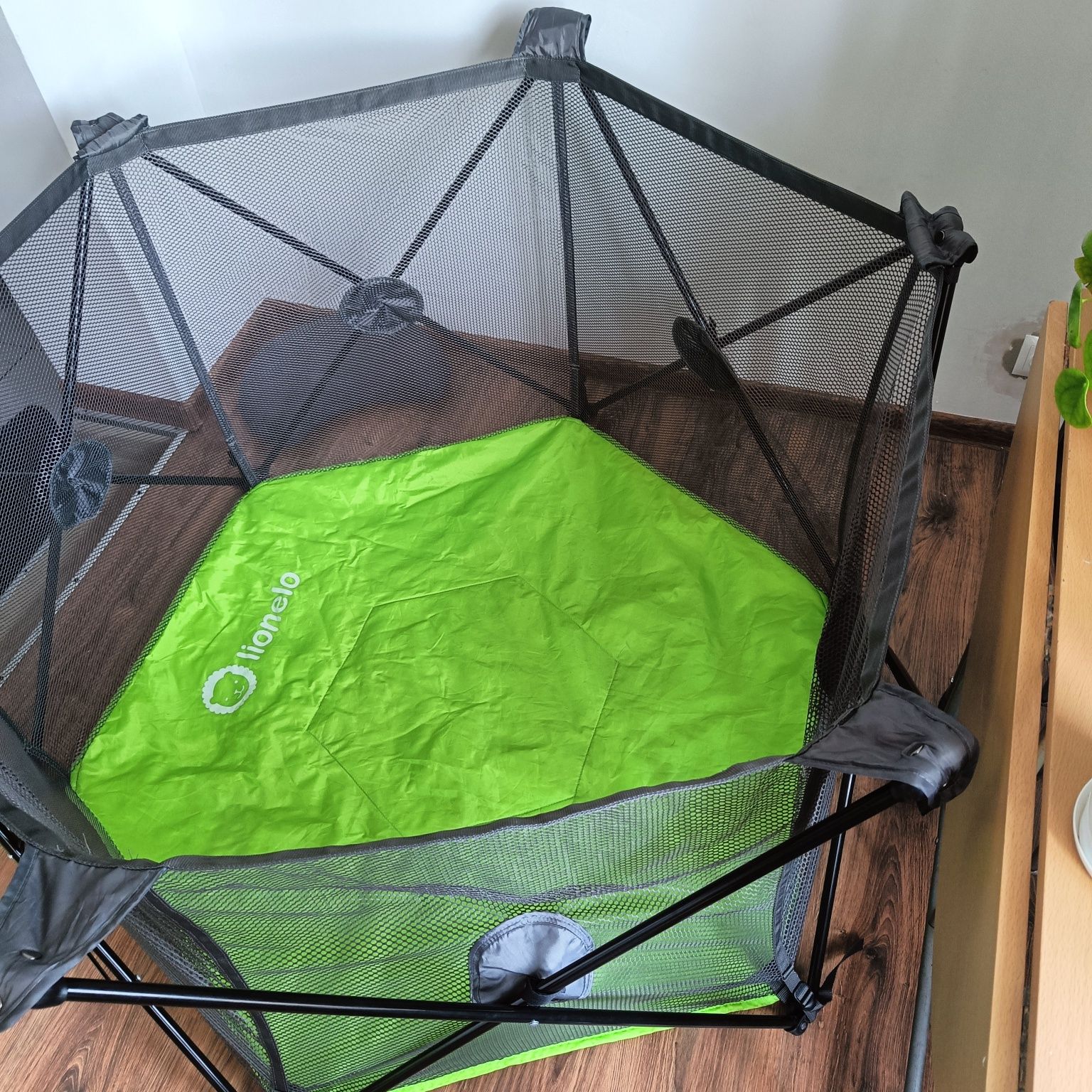 Kojec dla dziecka bezpieczny LIONELO Noor green