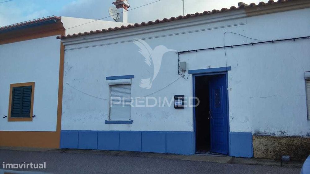 Casa antiga em Comenda