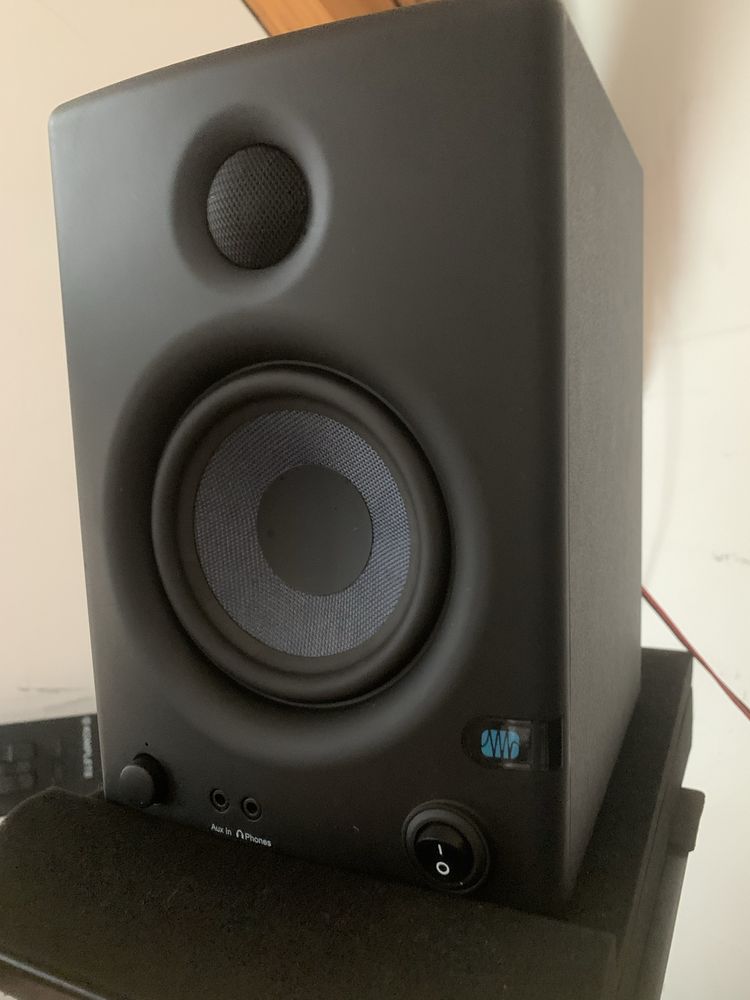 Speakers presonous 4.5 set with pads and stands package