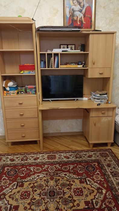 Продам б/у меблі