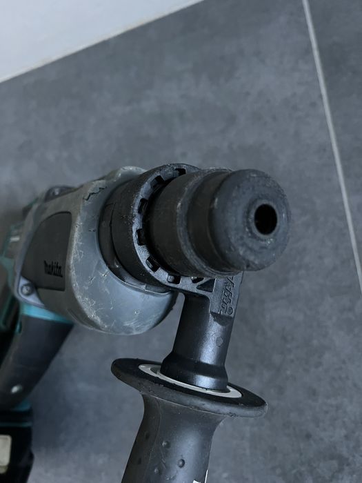 Акум.перфоратор Makita DHR 202+АКБ 5.0Ah