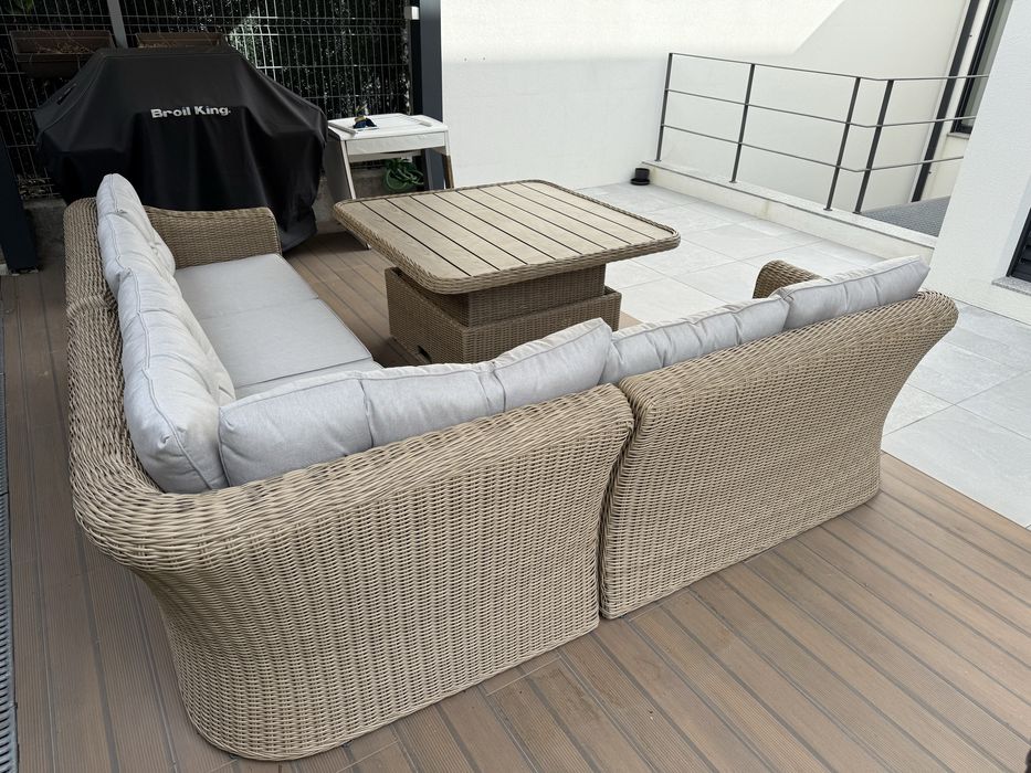 Conjunto de Jardim JYSK TAMBOHUSE - Mesa e Sofa / Cadeiras