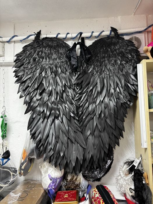 Продаж бази карнавальних костюмів