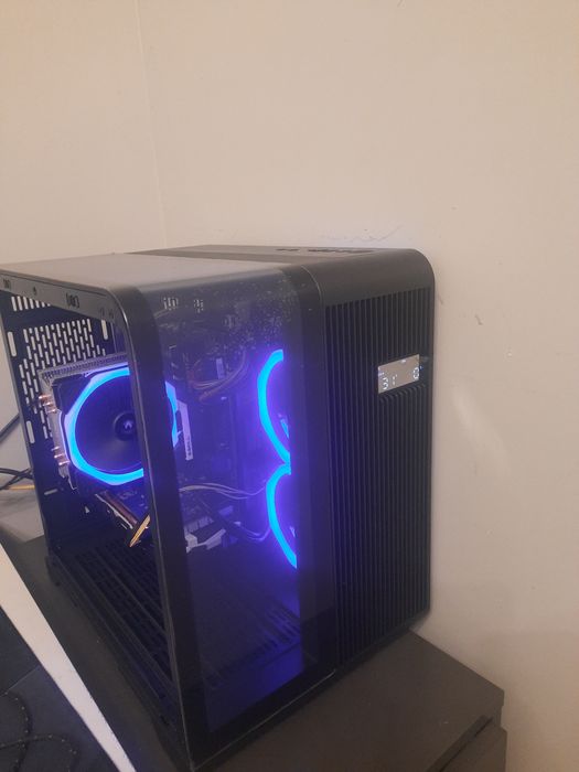 игровой системный блок i3 10100f 16ram или r5 1600 gtx 970 4g