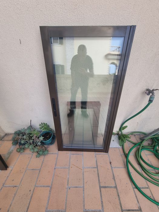 Janelas e portas em alumínio