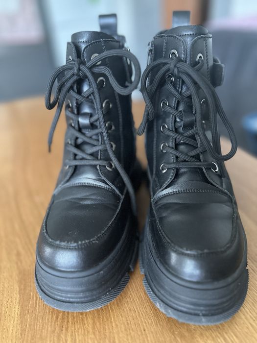 Черевики шкіряні