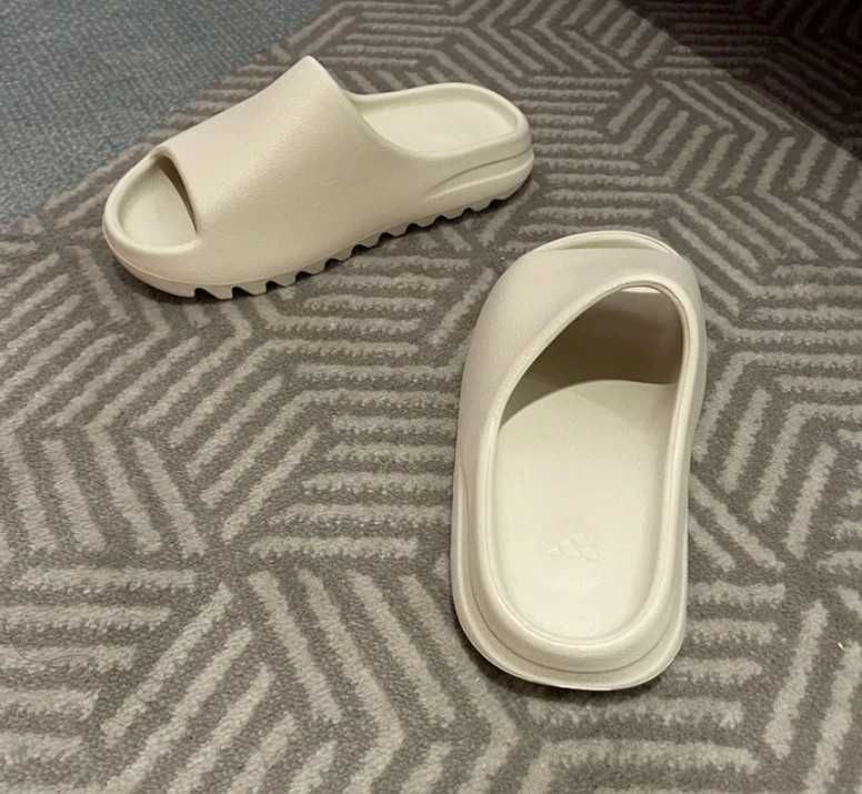 "Buty męskie i damskie" Klapki adidas Yeezyslide Biały Roz 41