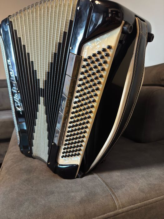 Akordeon włoski 120 basów