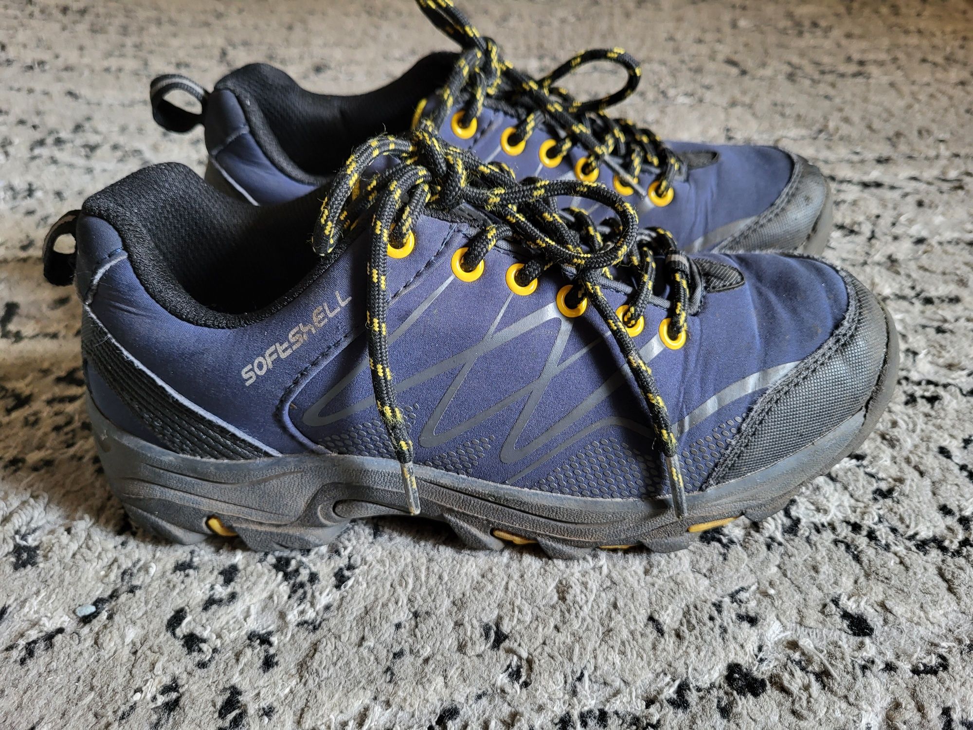 Martens rozm. 38 .