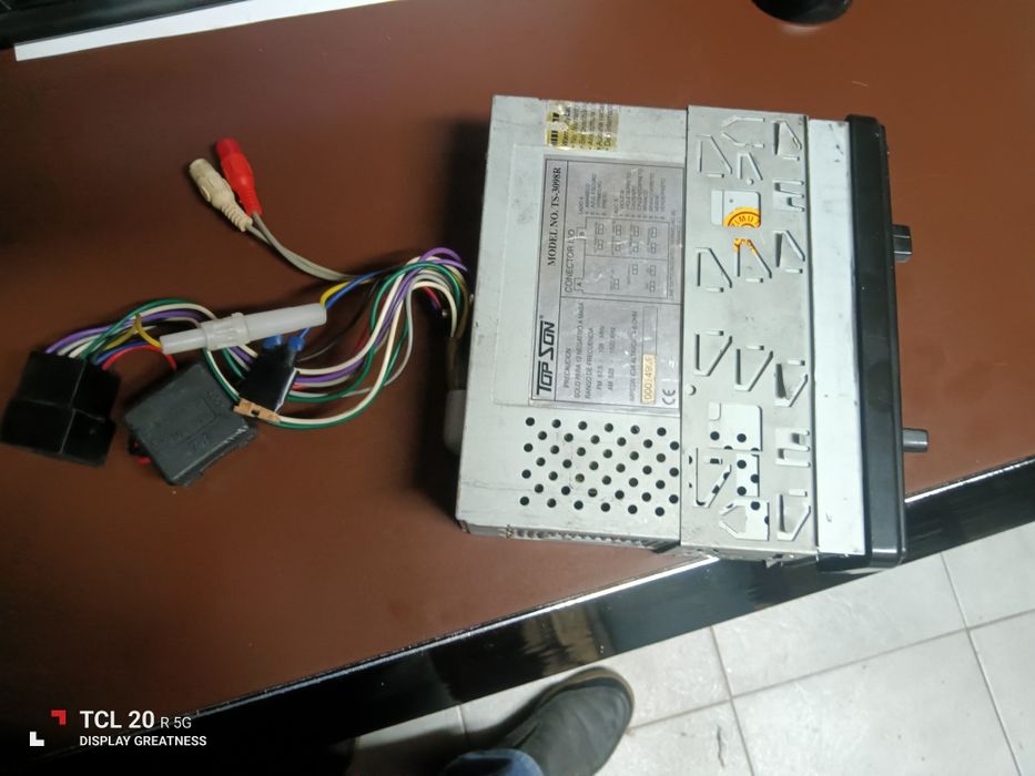 Vendo auto radio usado