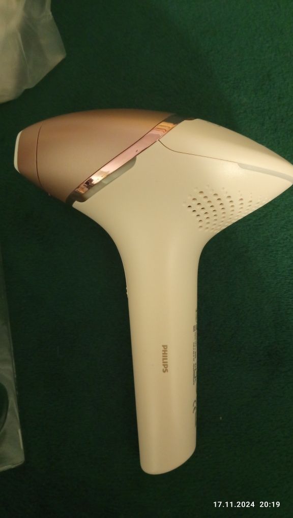 Depilator laserowy philips