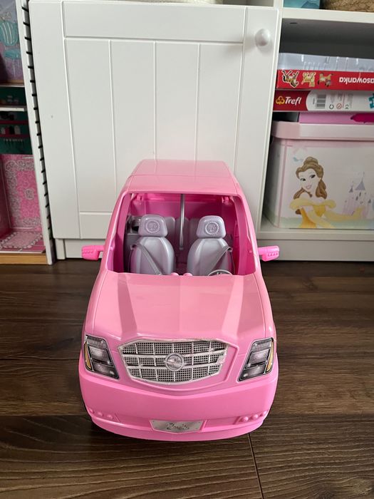 Sprzedam camper i 4 barbie oryginalny