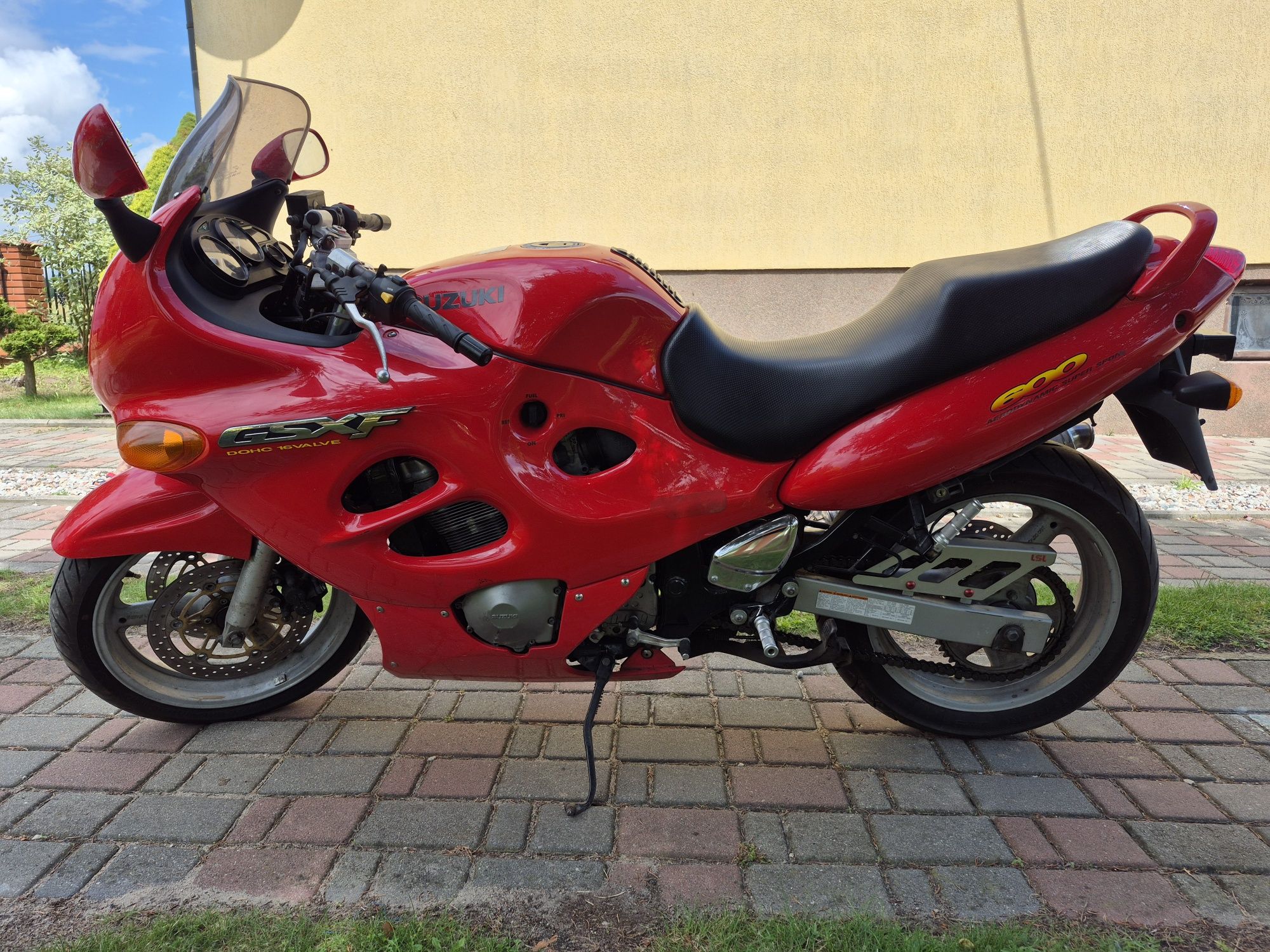 Motor Suzuki GSX 600F