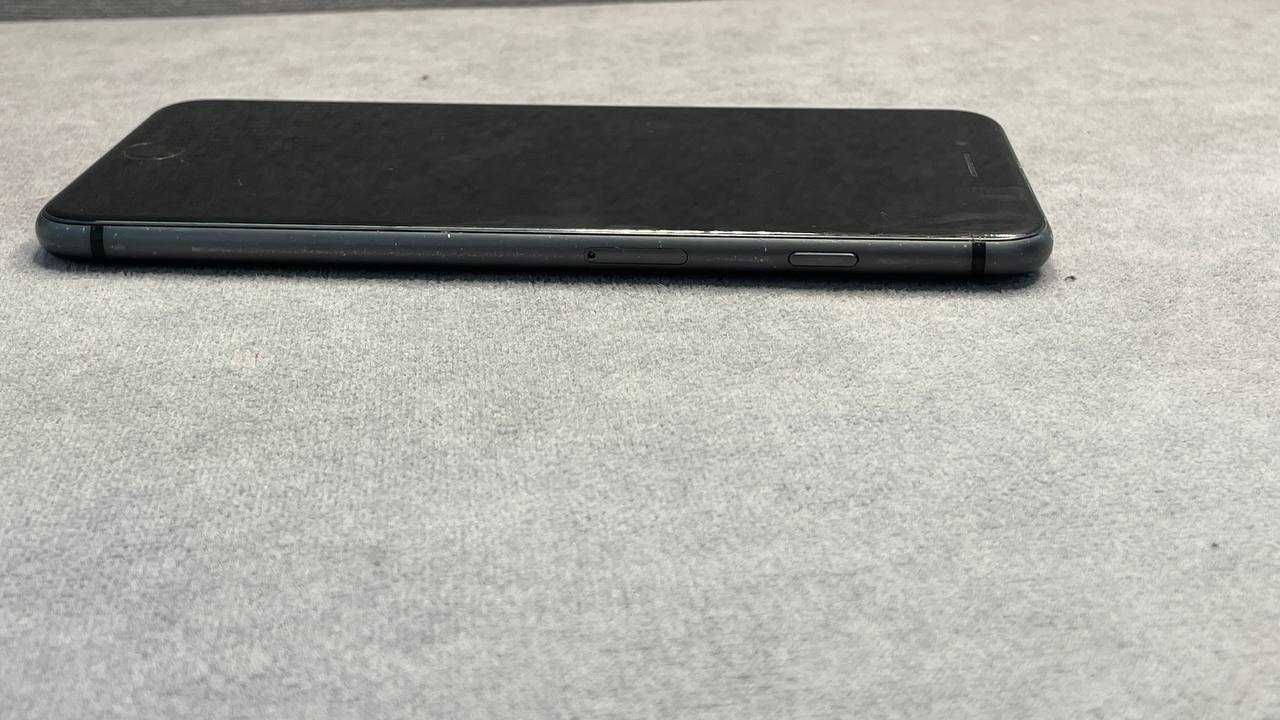 Айфон iPhone 8 Plus 64 GB Space Gray Гарантія 180 днів