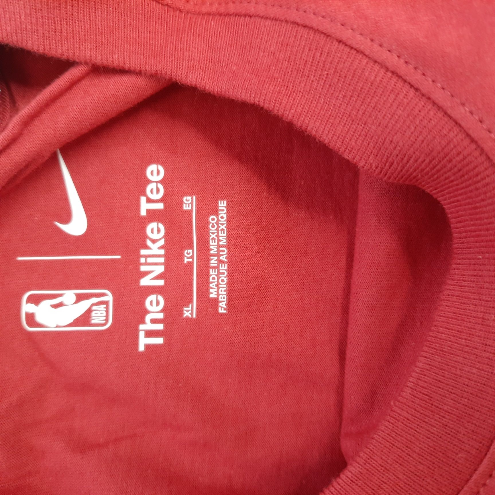Оригінальна чоловіча футболка NIKE T-SHIRT NBA MIAMI HEAT ESSENTIAL RE