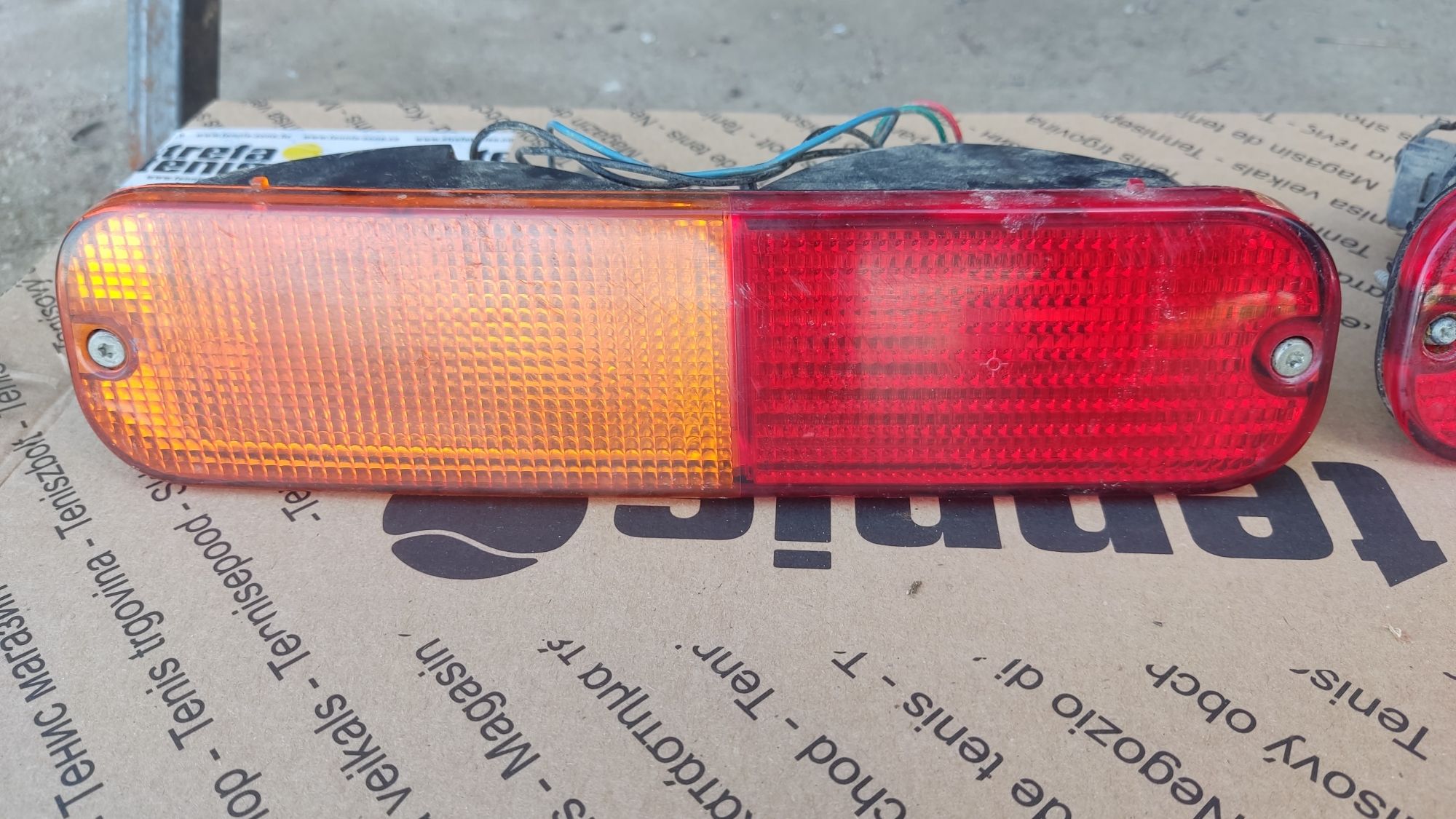 Lampa tył tylna prawa lewa Freelander I przedlift