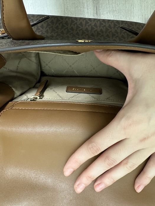 Оригінал, сумка Michael Kors, дефект на ручці