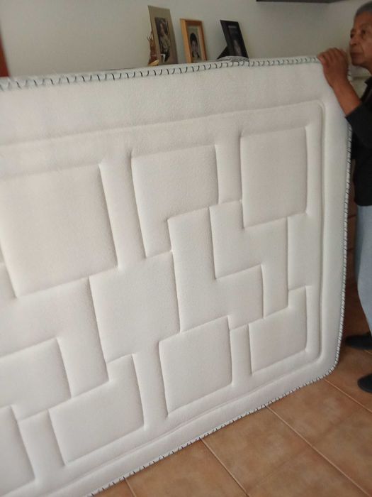 Colchão top, imaculado