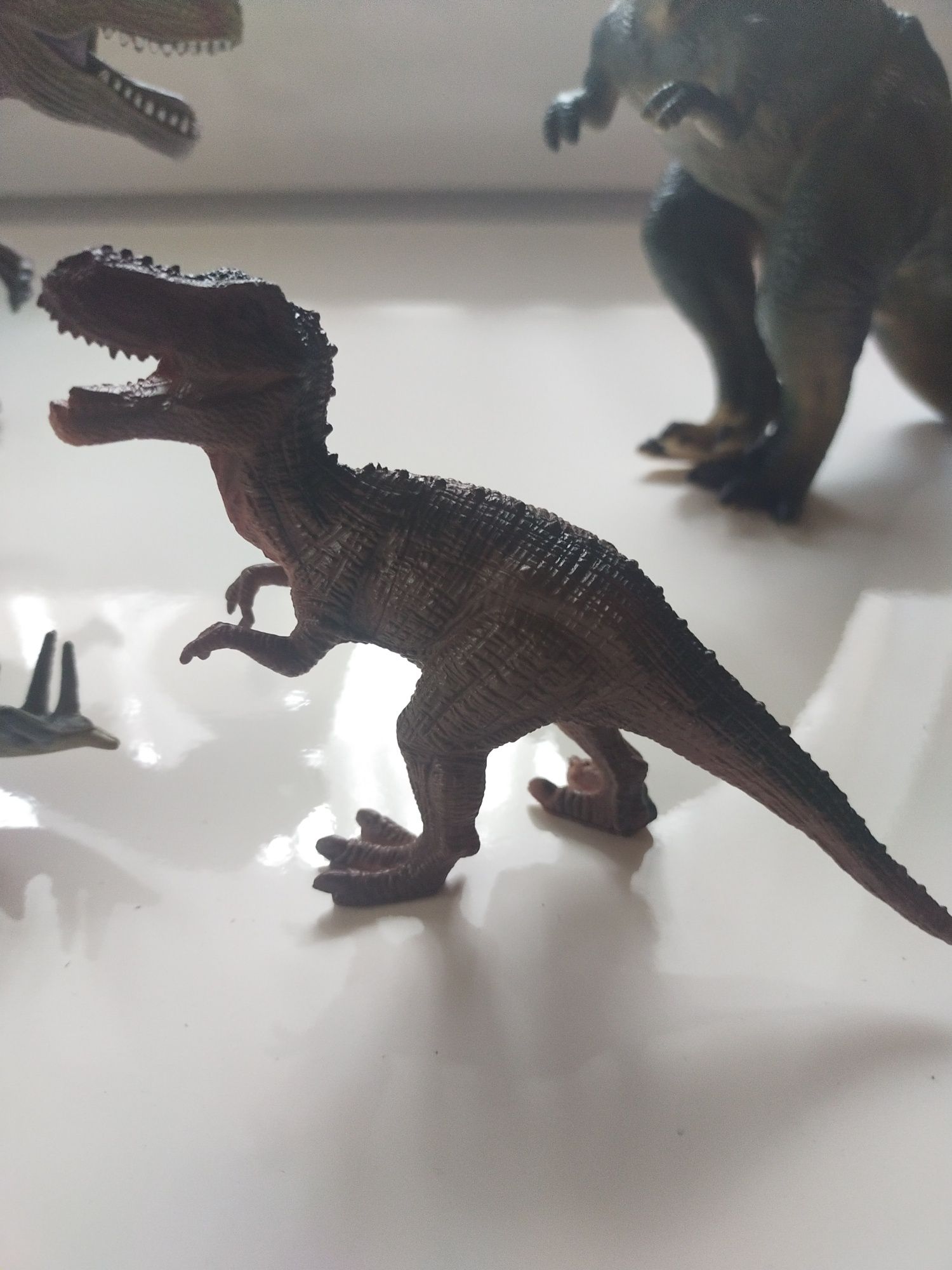 Dinozaury, 4 sztuki.