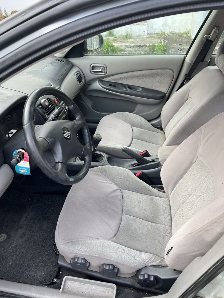 Nissan Almera 1.5