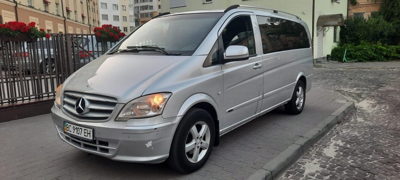 Mercedes VITO V-6 long ambiente