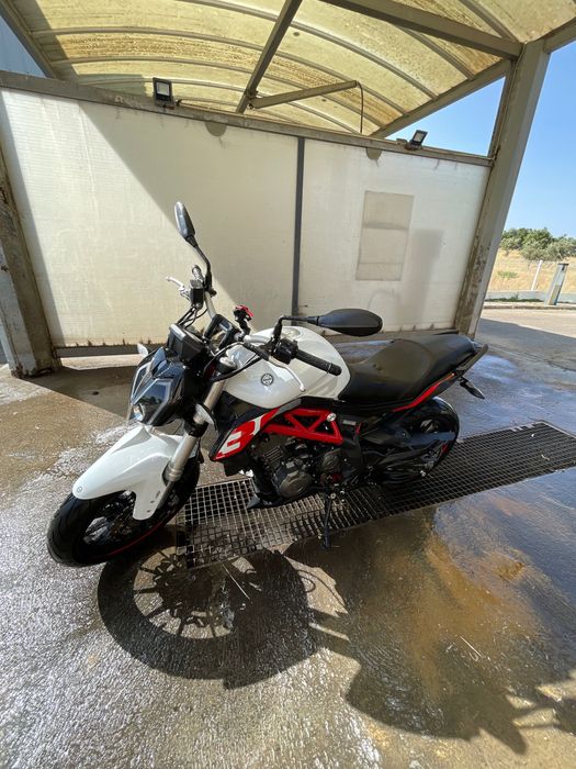 Benelli 302s como nova