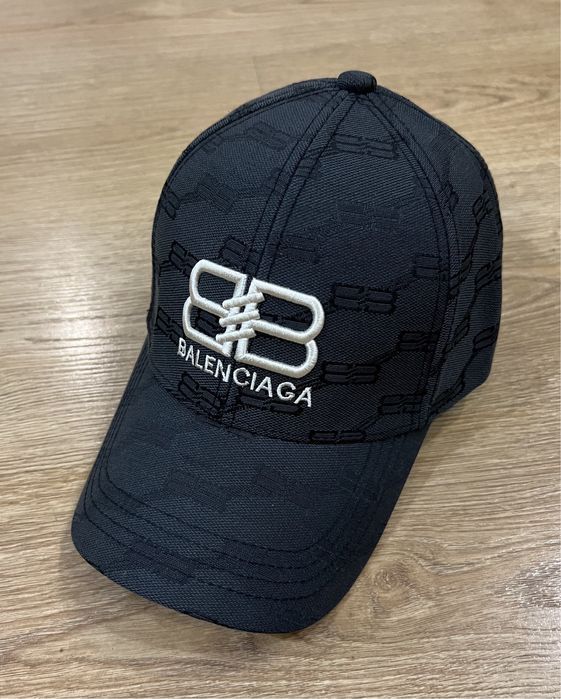 Кепка Balanciaga чорна