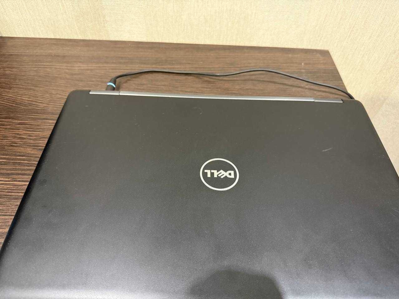 Ноутбук Dell Latitude 5580 15,6" / 16 RAM/256 SSD\i5-7440HQ
