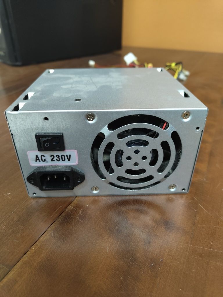 Fonte de Alimentação PREMIER 280W (Modelo LC-B300ATX)