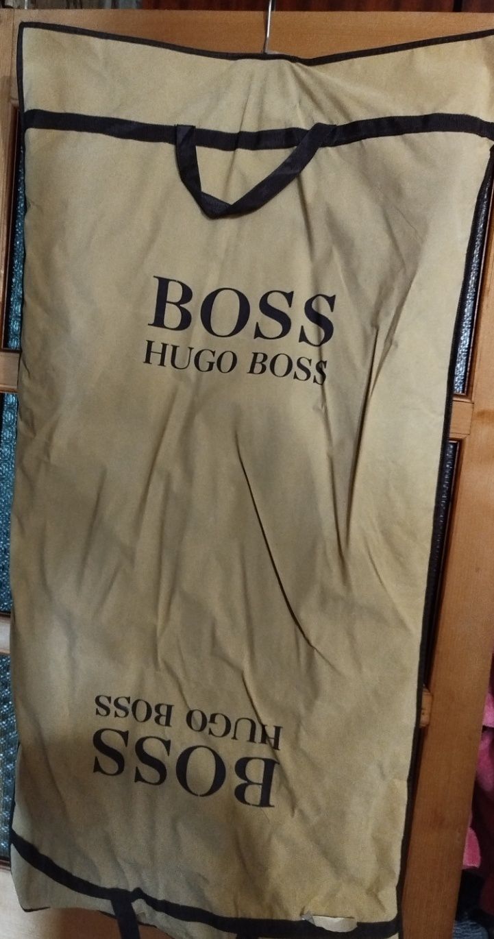 Пальто кашемир фирменное HUGO BOSS