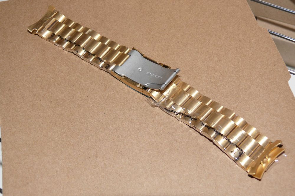 Bracelete universal - Metal Dourado