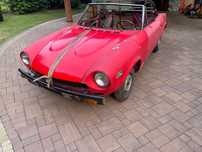 Fiat 124 Spider Fiat 124 spider opłacony. Auto stanowi świetną bazę do renowacji.