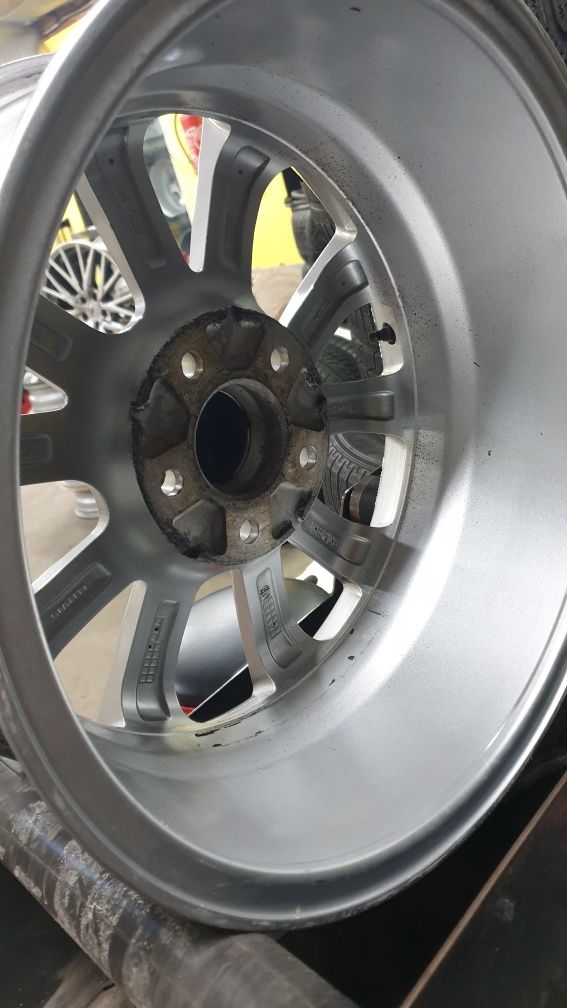 Felgi Aluminiowe 5x112 7Jx16 ET35 Mercedes Audi Seat Skoda