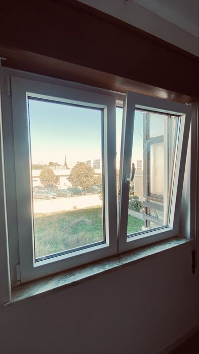 Formecimwnto e montagem  em pvc e aluminio e estores