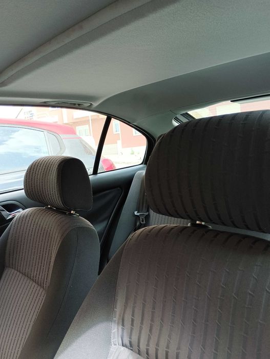 Carro para peças em boas condições