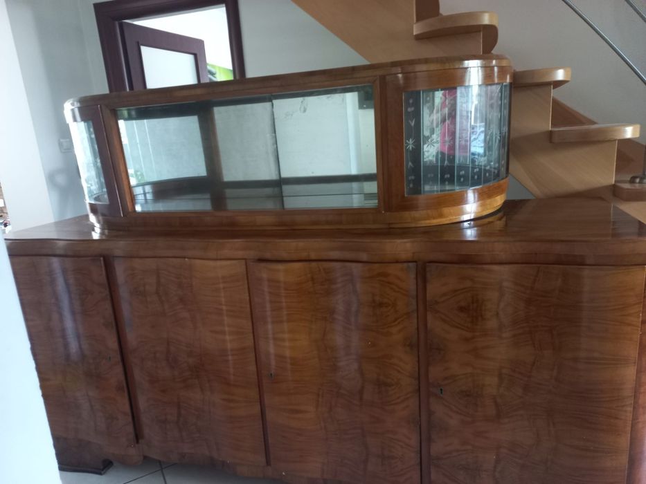 Antyk Kredens z nadstawka