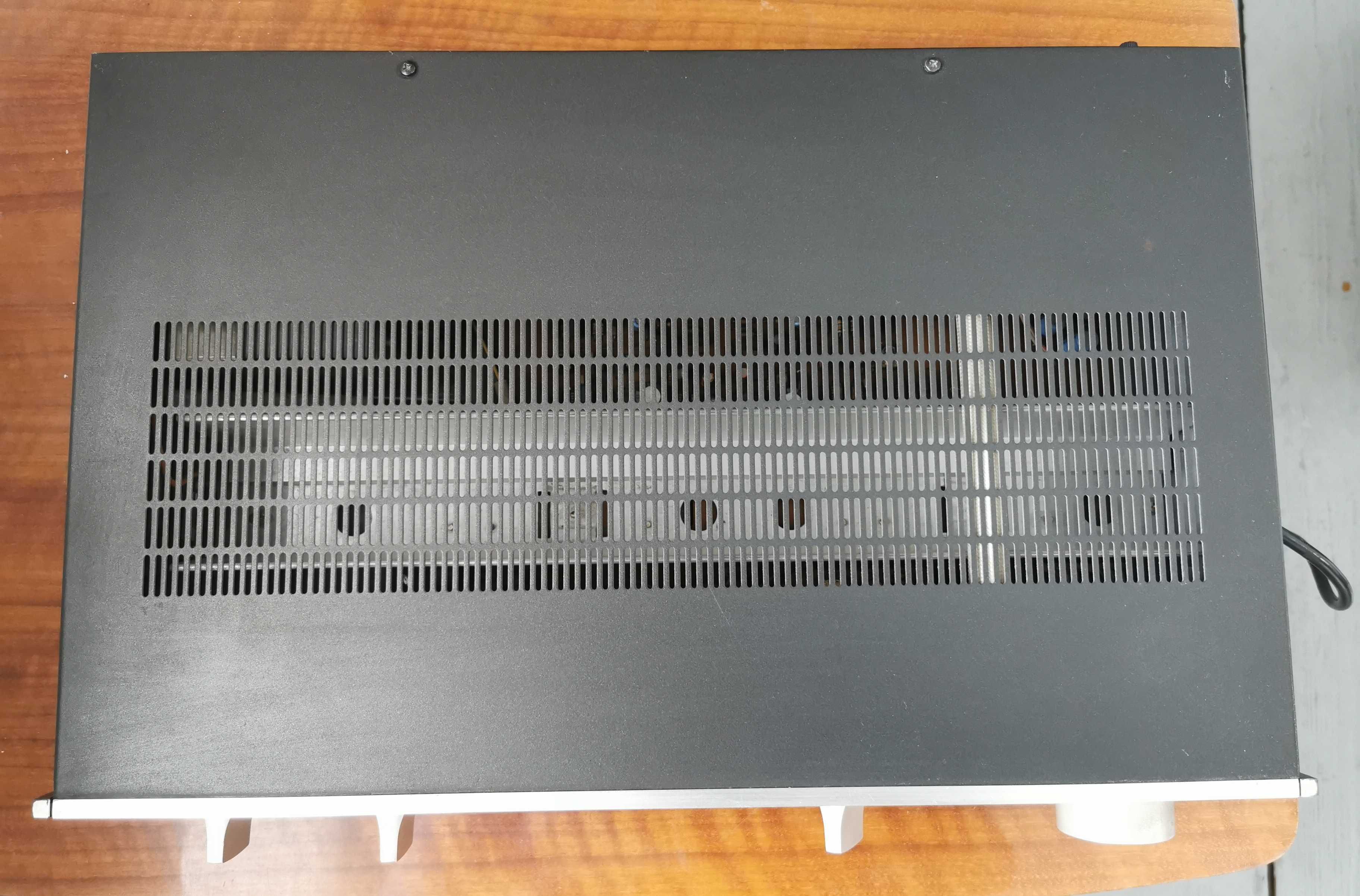 Wzmacniacz Luxman L-230