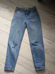 Jeansy mom fit Bershka