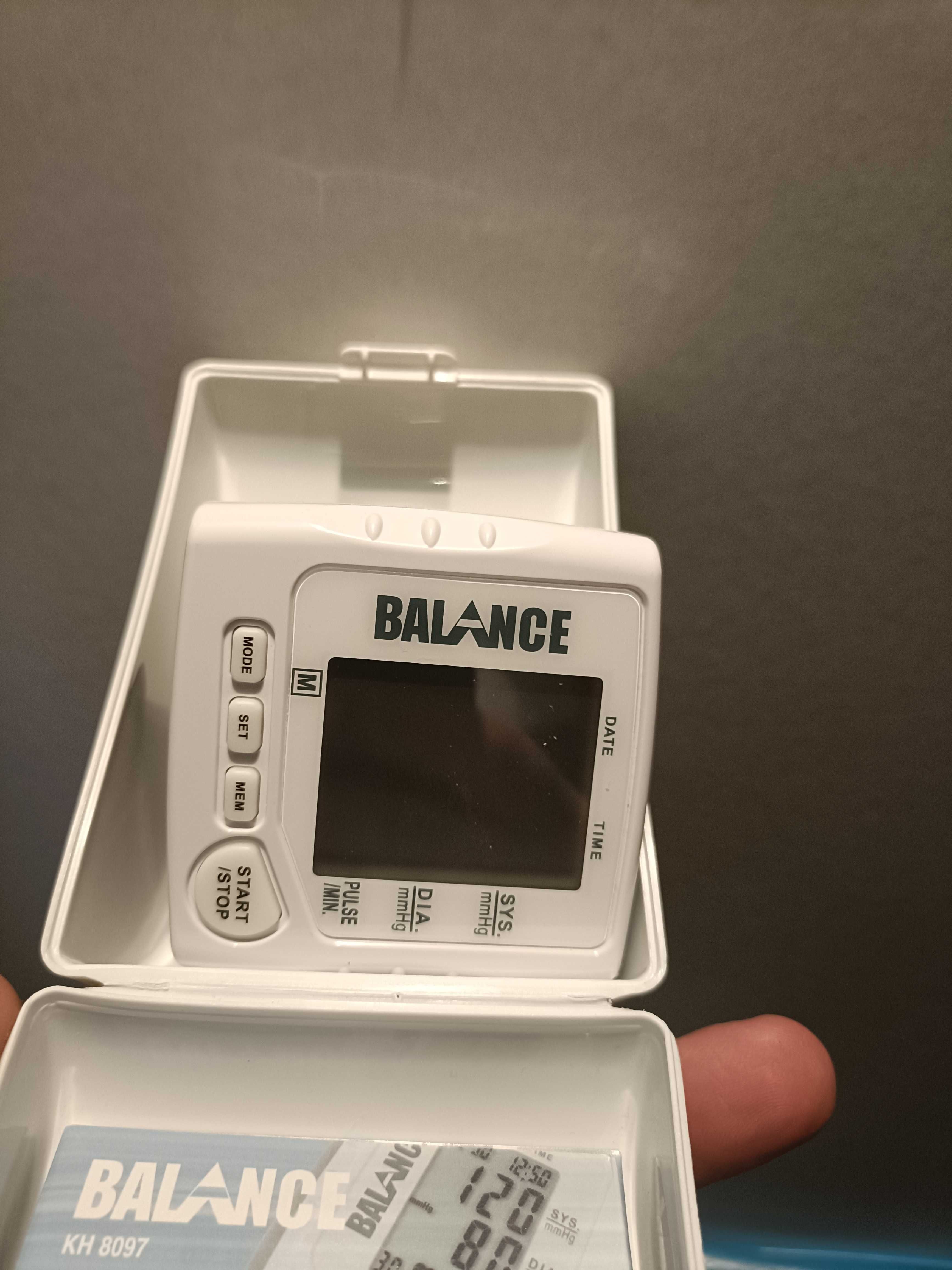 Ciśnieniomierz nadgarstkowy BALANCE KH8097