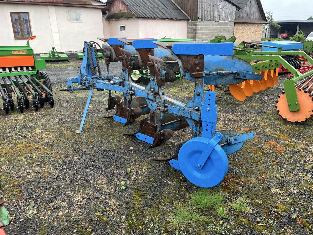 Плуг оборотний Lemken opal90 3х корпусний