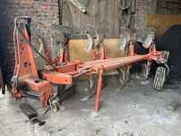 Pług Kuhn master 120