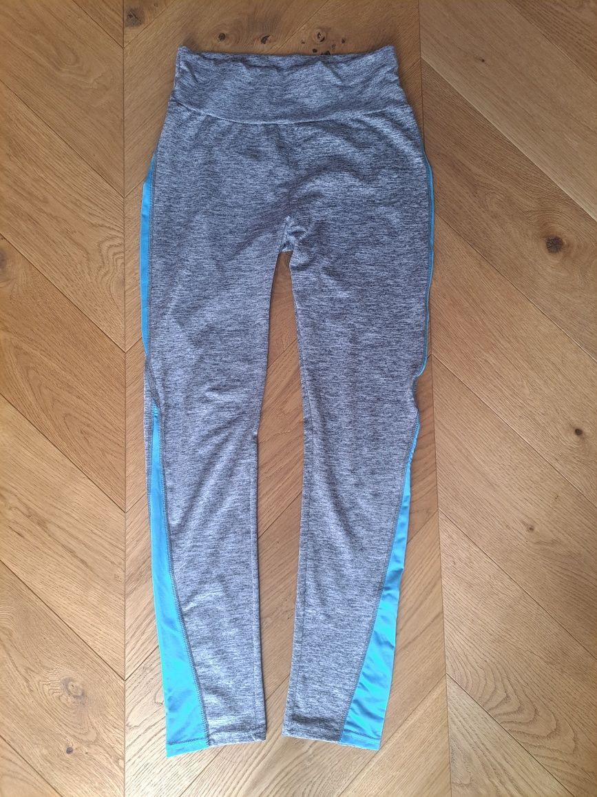 Zestaw ubrań sportowych damskich 7 sztuk S/M