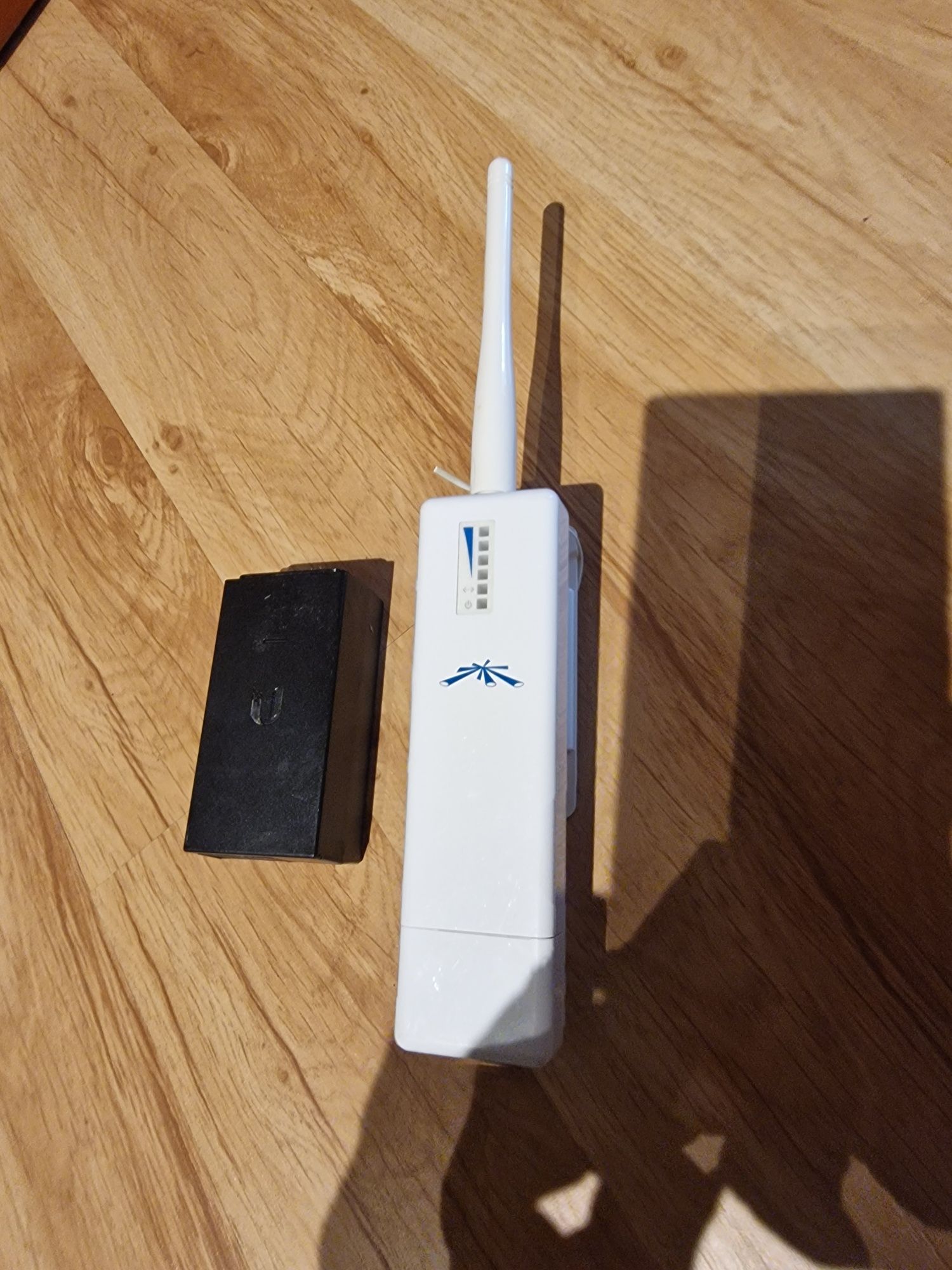 Ap unifi z zasilaczem poe
