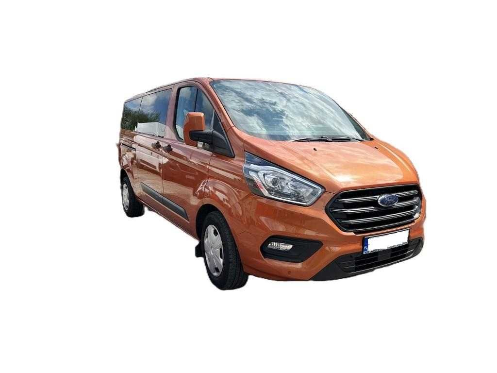 Wynajem busa, wypożyczalnia, bus 9 osobowy automat Ford Transit Custom