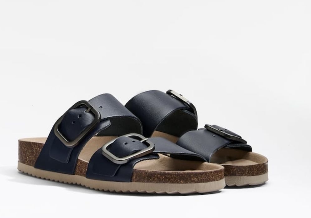 Шльопанці шкіряні Oysho