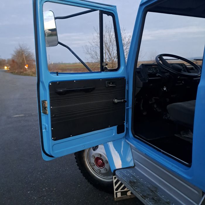 Газ 3307 після реставрації.